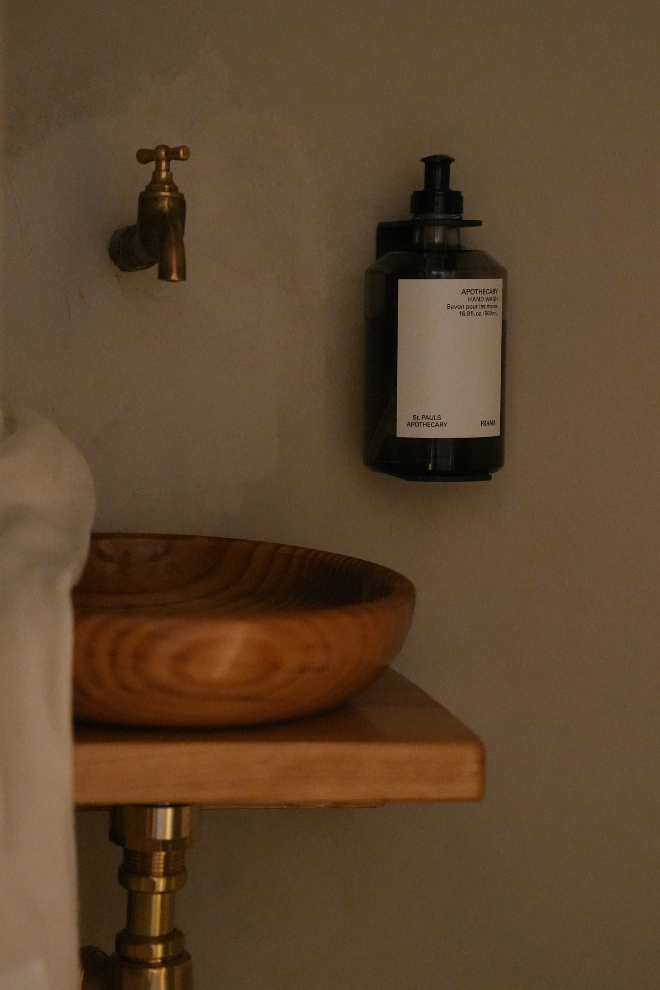 Apothecary Hand Wash by Frama